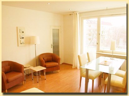 Ferienwohnung in Berlin, Charlottenburg, Bestlage, topsaniert, Fahrstuhl, Windscheidstra&szlig;e in Charlottenburg- City West n&auml;he Messe, Ku-Damm etc.